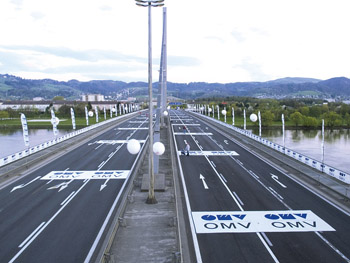 Project by Lang + Lang